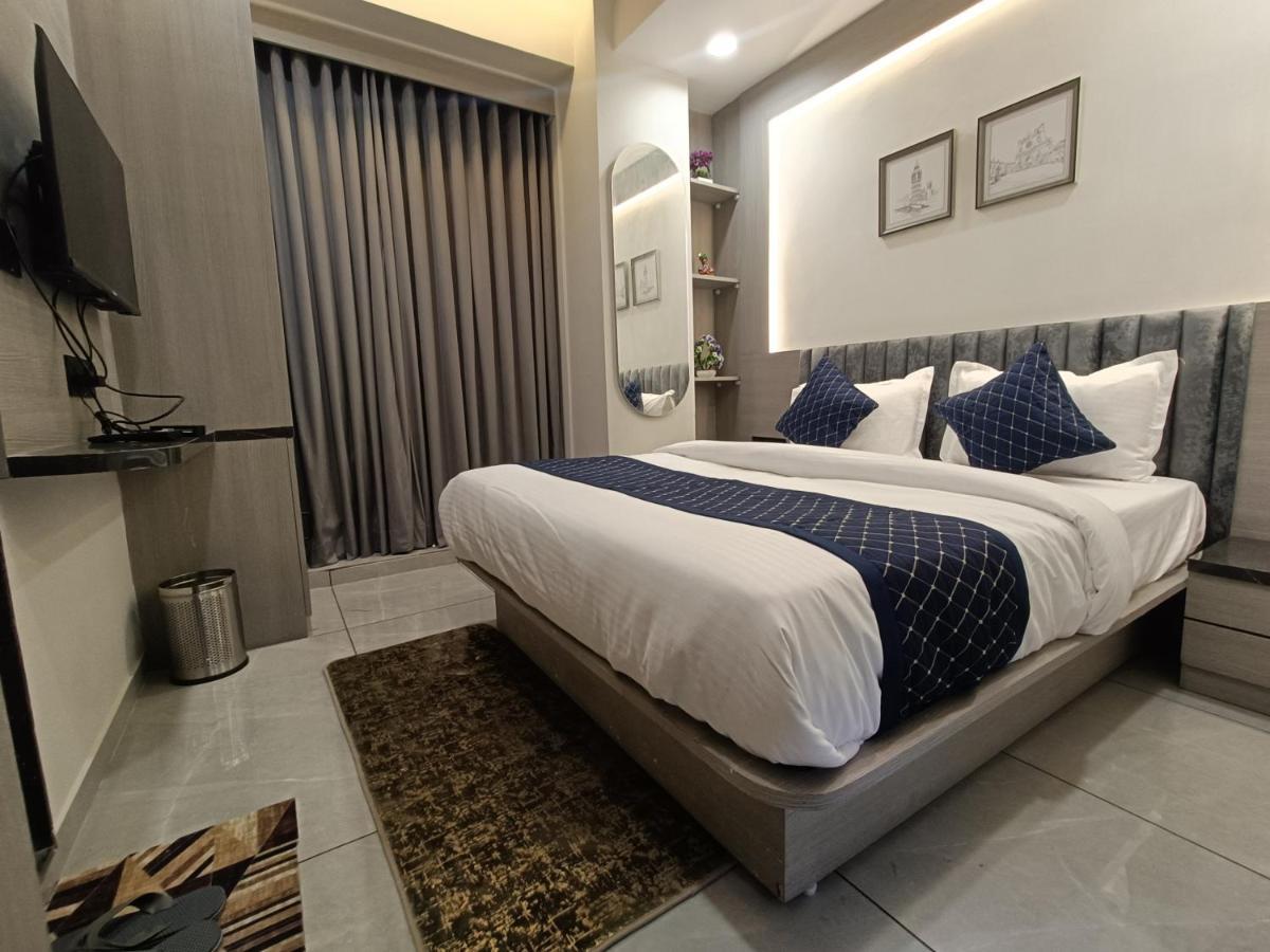Hotel Asiana Sky Motera Ahmedabad Buitenkant foto