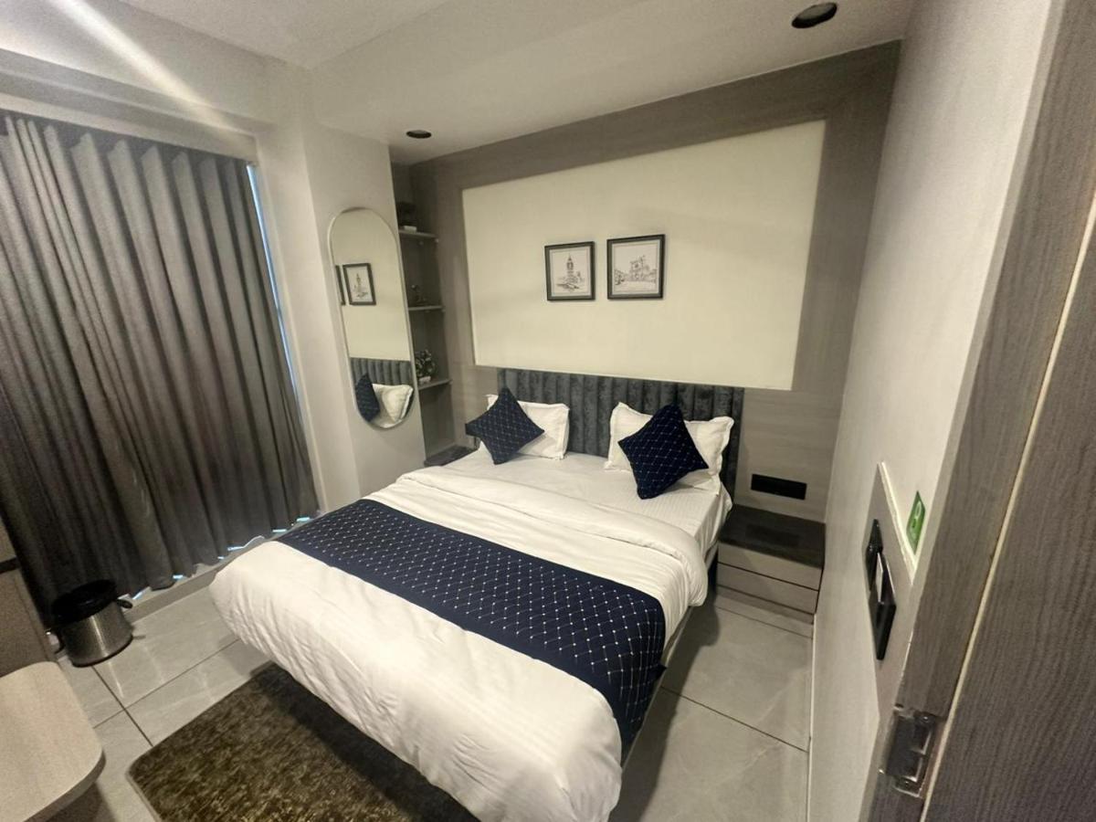Hotel Asiana Sky Motera Ahmedabad Buitenkant foto